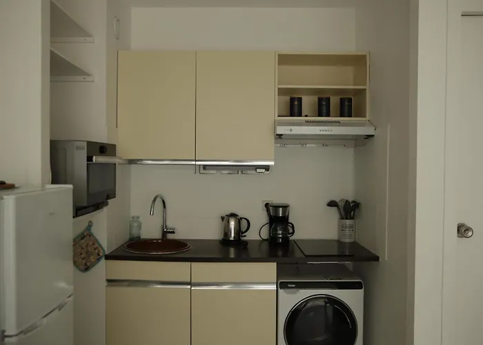 Les Pieds Dans L'eau *